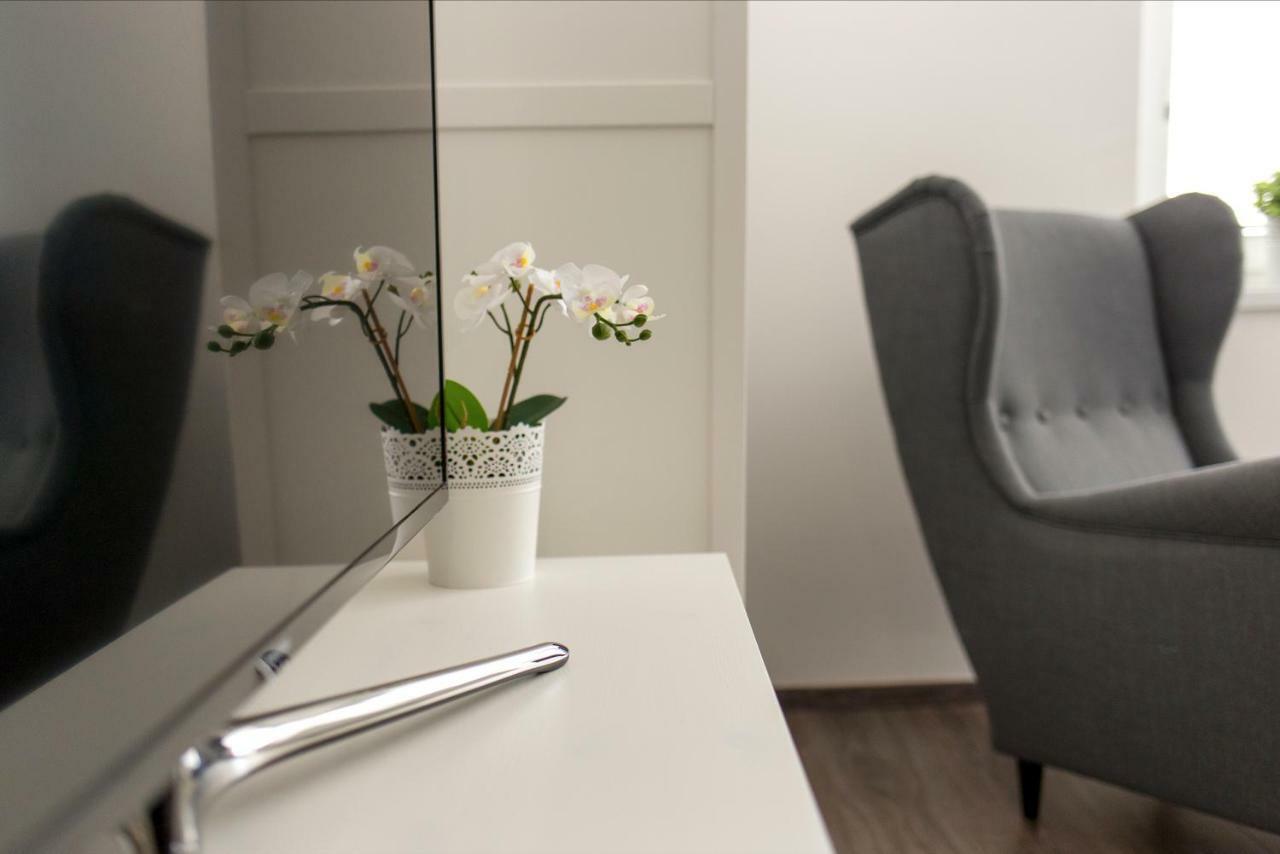 Res Apartman Eger Zewnętrze zdjęcie