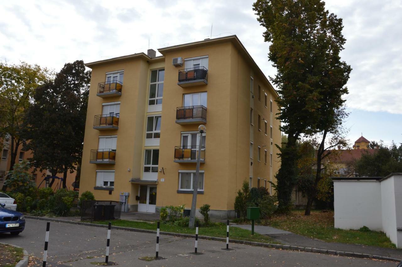 Res Apartman Eger Zewnętrze zdjęcie